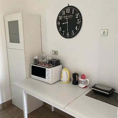 Eur Centro Lux Con Camino 아파트 *