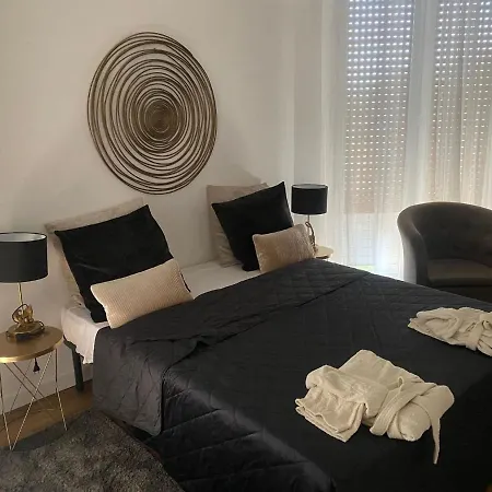 Eur Centro Lux Con Camino 로마